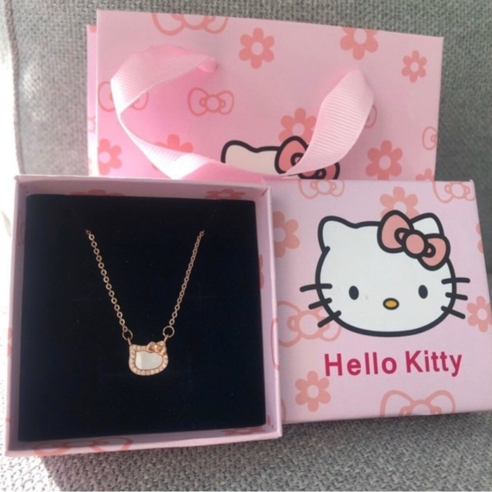 Hello Kitty rose gold necklace